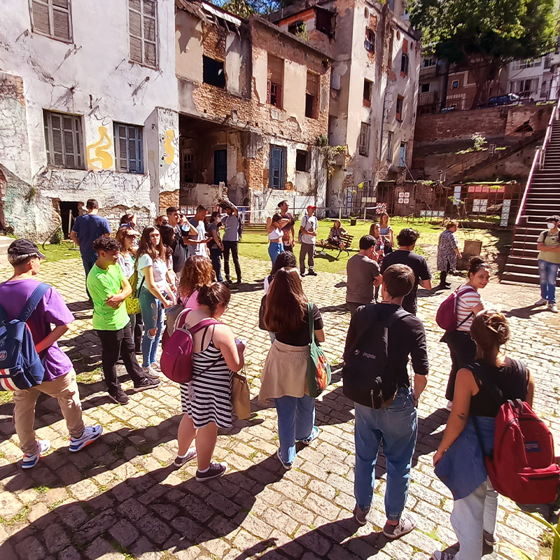 Vila Itororó oferece gratuitamente visitas mediadas sobre sua história e trajetória ao longo do tempo.