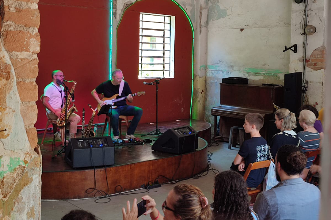 Jazz Café na Vila Itororó